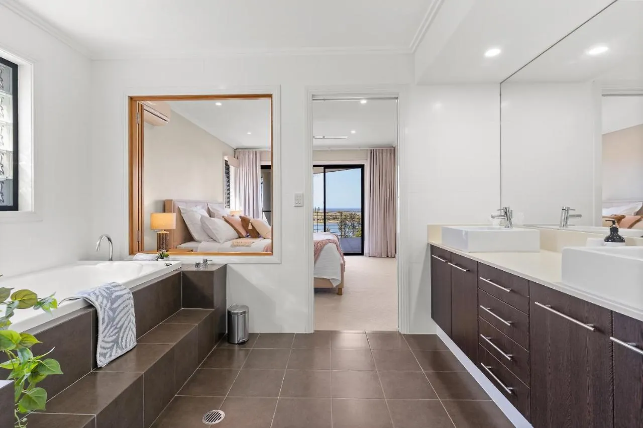 Shawhaven Villa East Ballina Holiday home